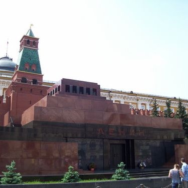 Мавзолей Ленина в Москве будет закрыт на ремонт до конца года